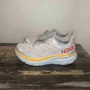 HOKA Clifton 8 men’s running shoe size 9. Used but in solid condition!